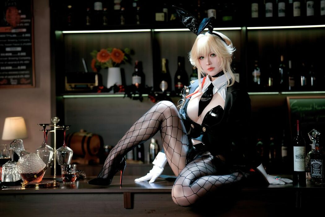 Coser@半半子 – 愛德ェントバニー (63P)