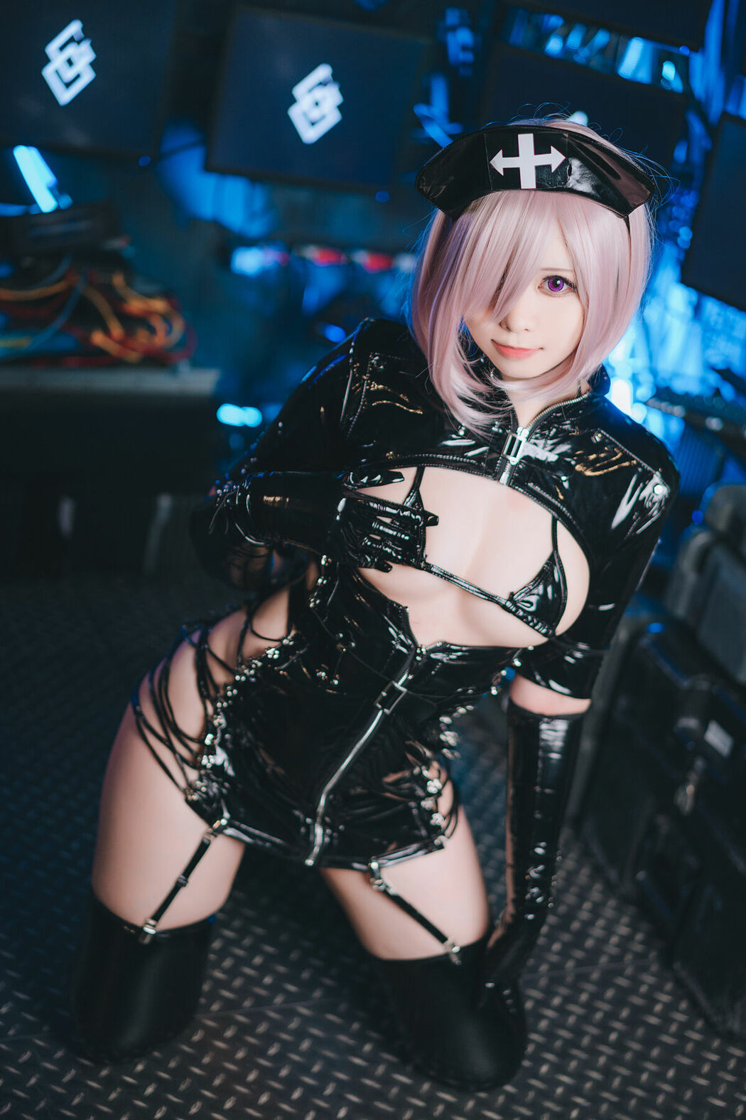 Coser@小空sora – 甘雨暗黑护士 (20P)