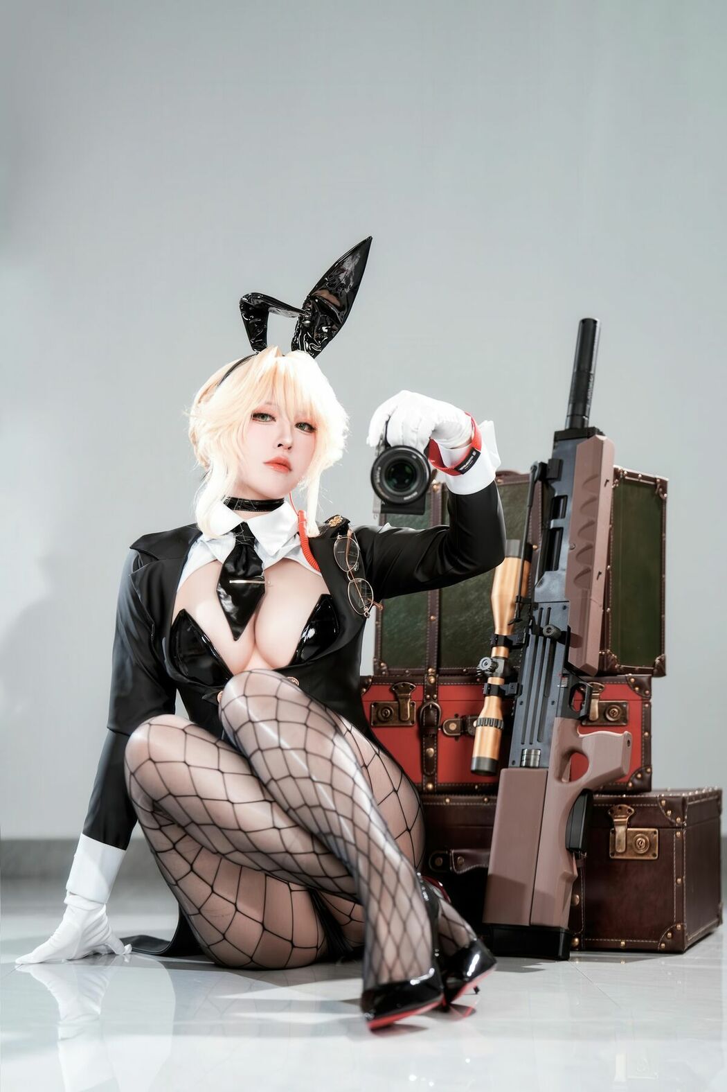 Coser@半半子 – 愛德ェントバニー (63P)