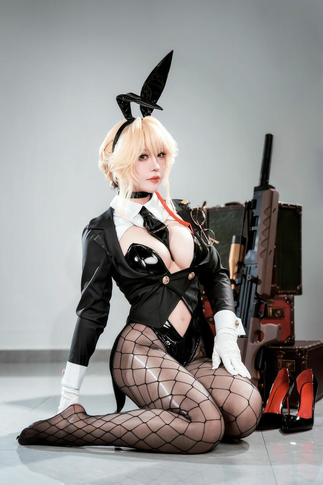 Coser@半半子 – 愛德ェントバニー (63P) Cover Photo