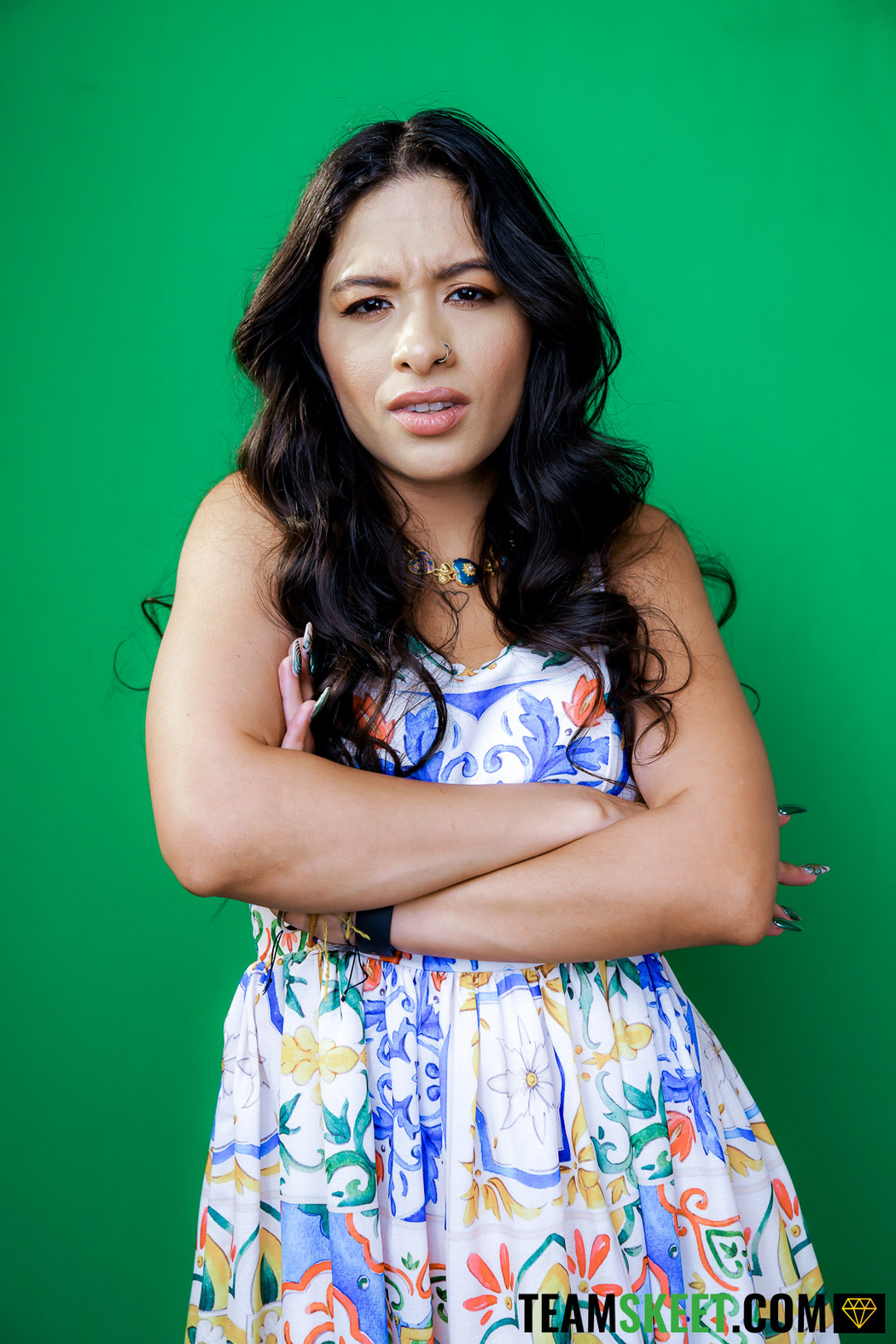Luxe La Fox Sexually Submits To Friends Lusty Challenge To Breed Her