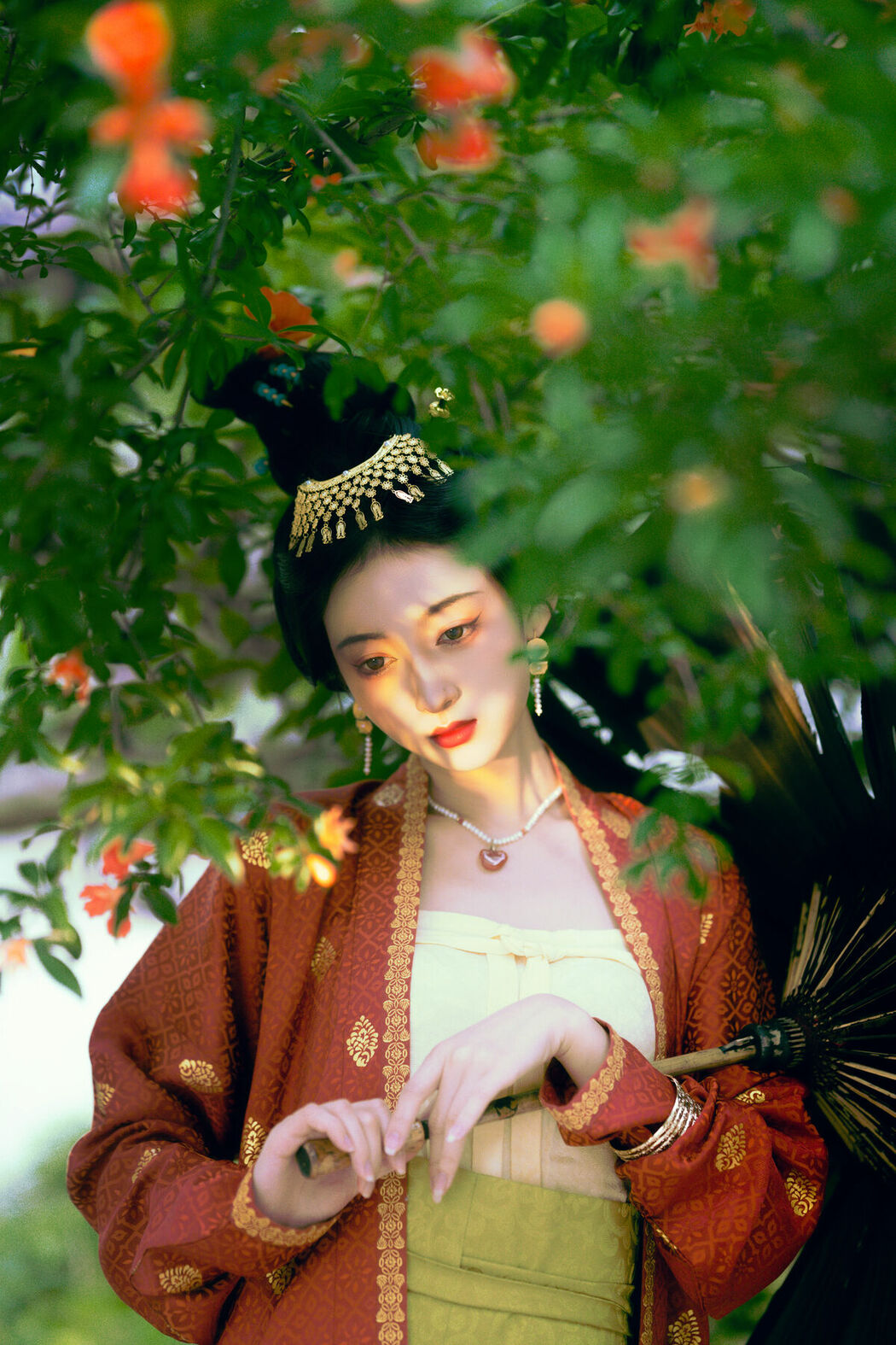 YiTuYu艺图语 Vol.9883 Yi Zhi Shu Zi Jun (20P)