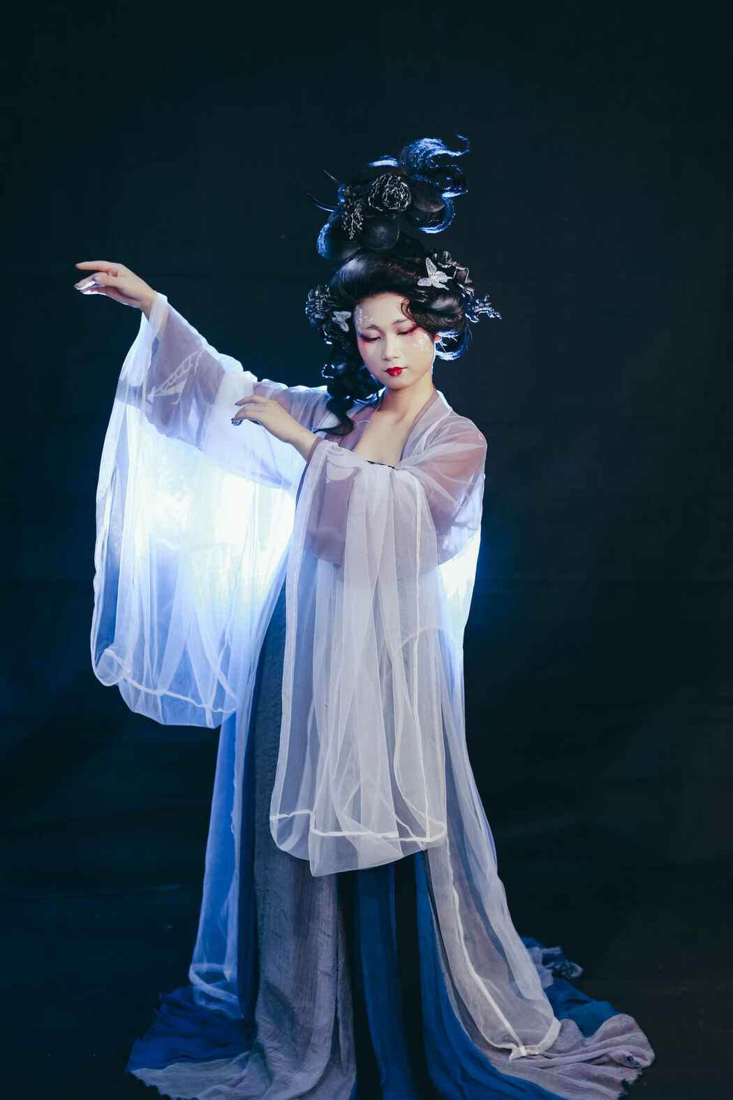 YiTuYu艺图语 Vol.9880 Wei Lan (51P)