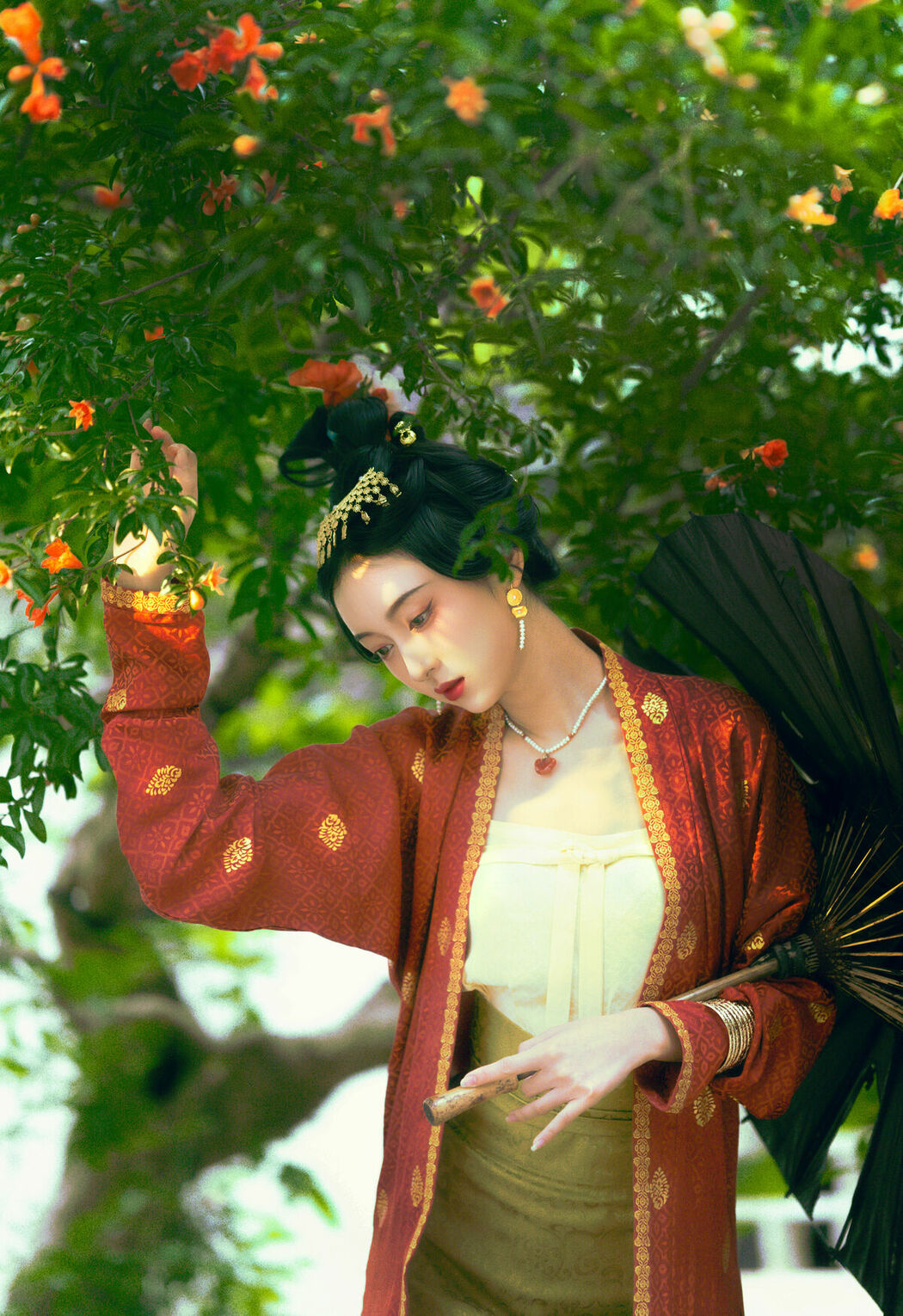 YiTuYu艺图语 Vol.9883 Yi Zhi Shu Zi Jun (20P)