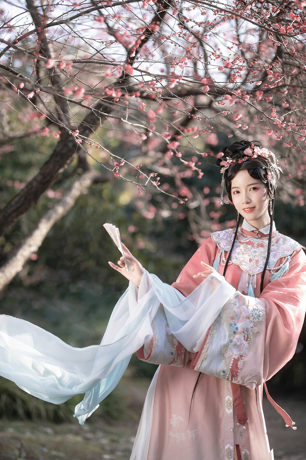 YiTuYu艺图语 Vol.9884 Yi Zhi a Meng Zai (15P)