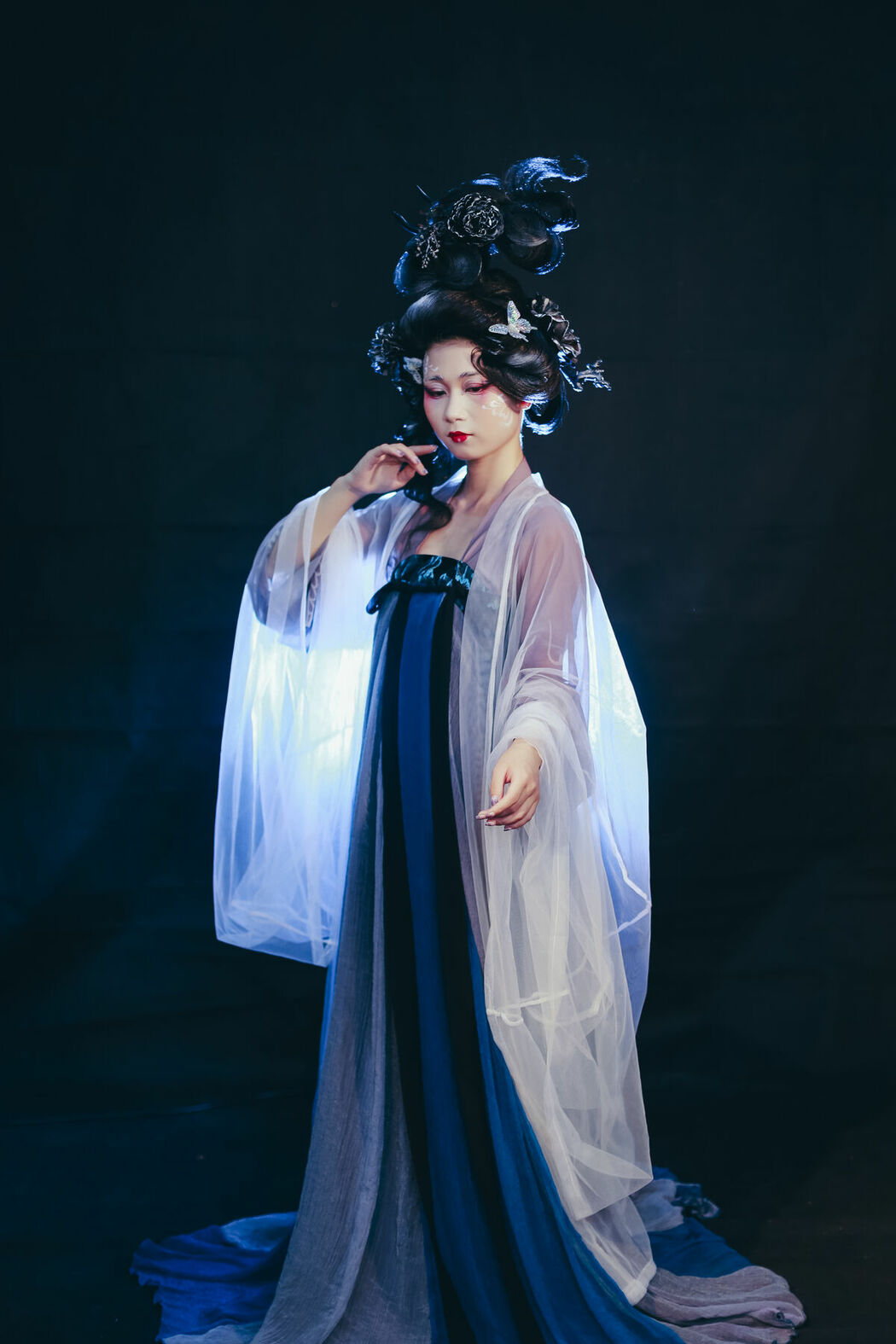 YiTuYu艺图语 Vol.9880 Wei Lan (51P)