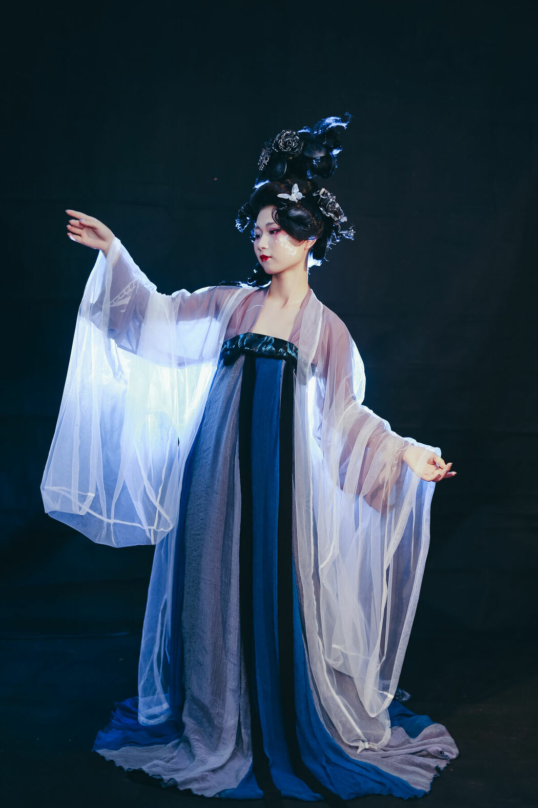 YiTuYu艺图语 Vol.9880 Wei Lan (51P)