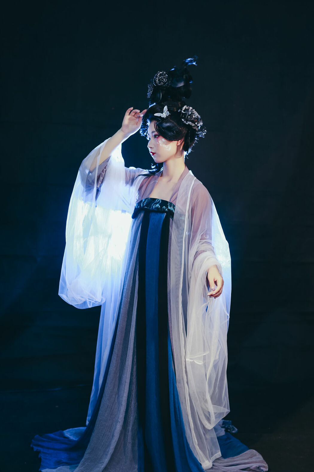 YiTuYu艺图语 Vol.9880 Wei Lan (51P)