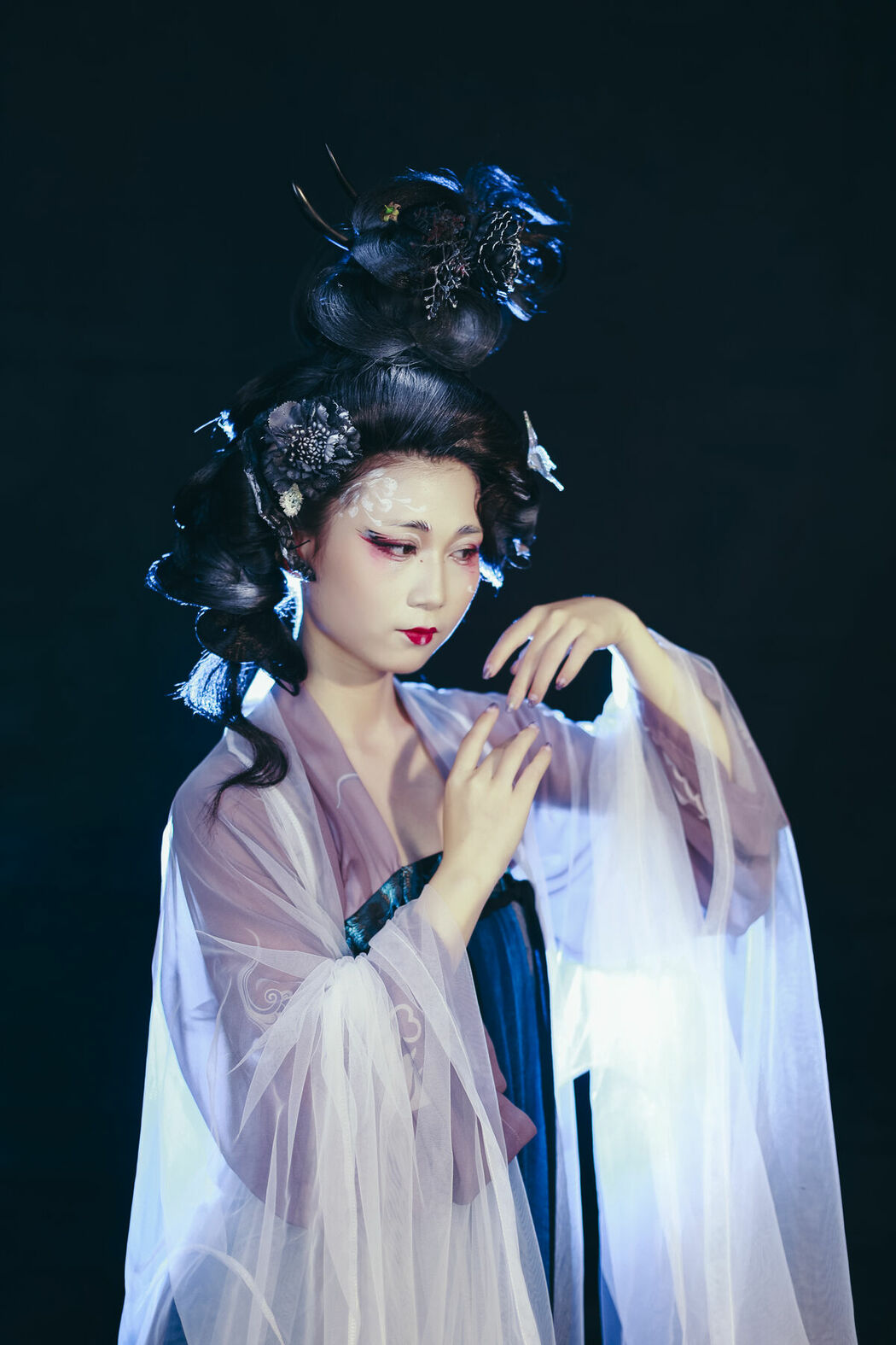 YiTuYu艺图语 Vol.9880 Wei Lan (51P)