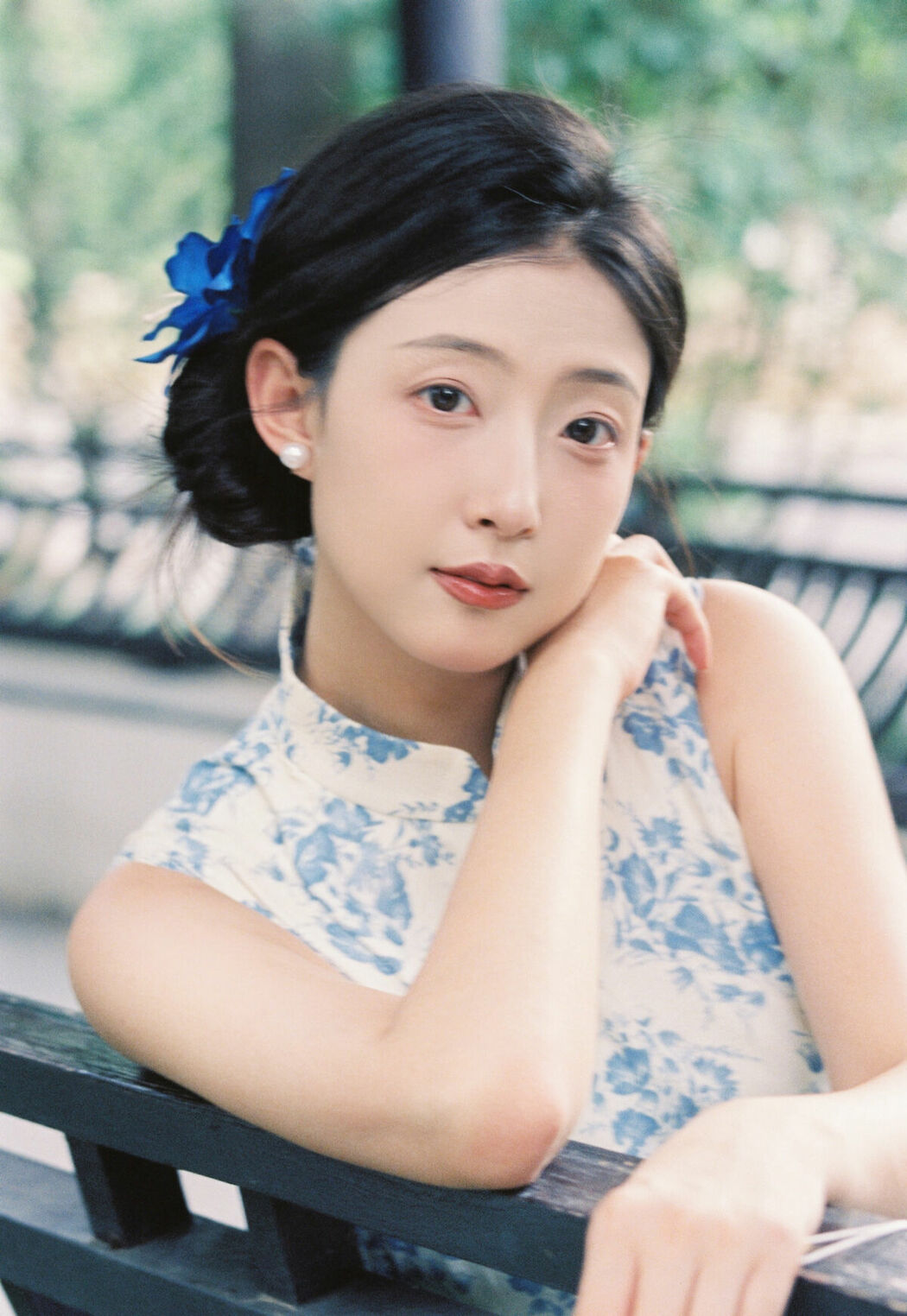 YiTuYu艺图语 Vol.9882 Xiao Wei Xiao Wei (17P)