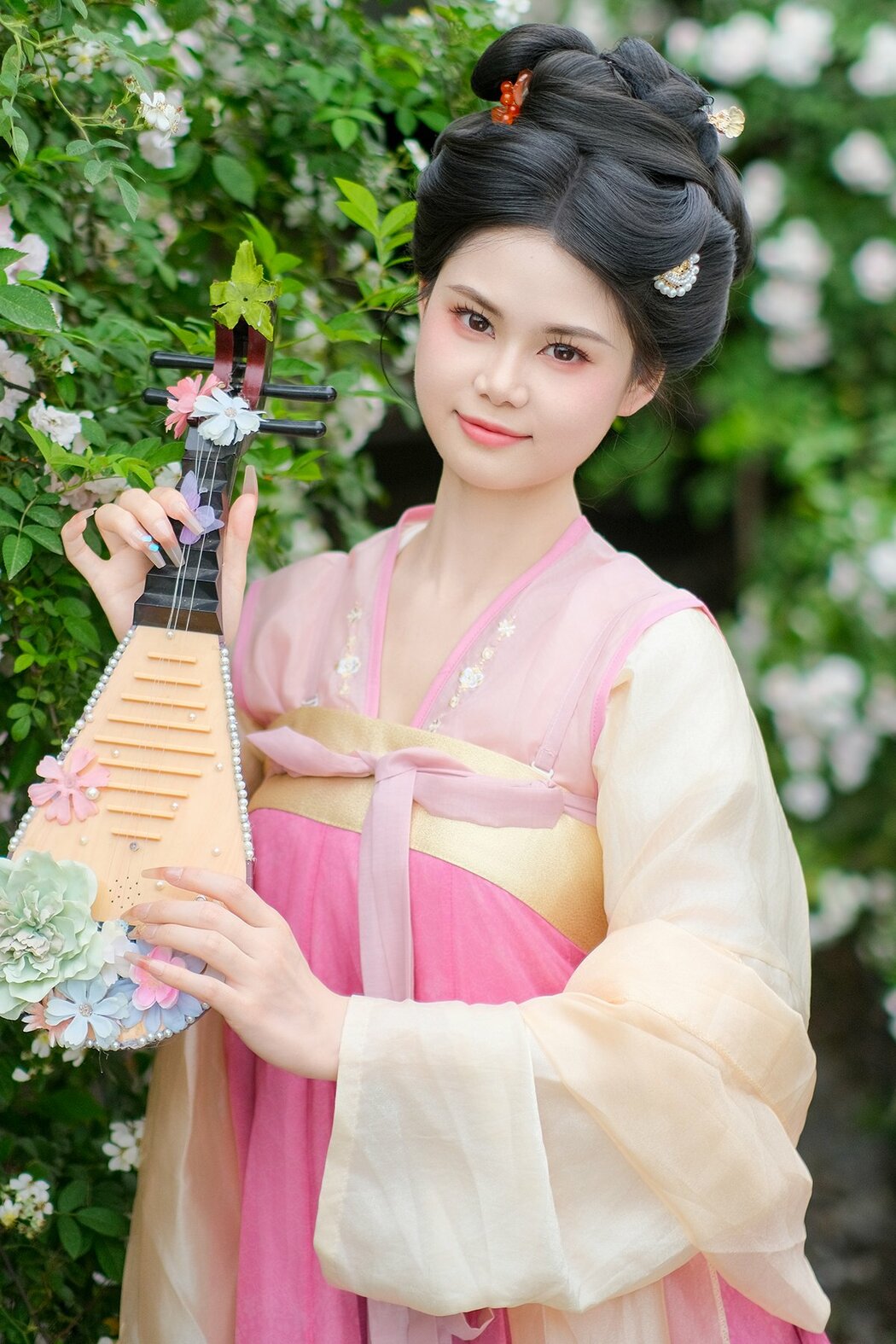 YiTuYu艺图语 Vol.9889 San Qi (19P) Cover Photo