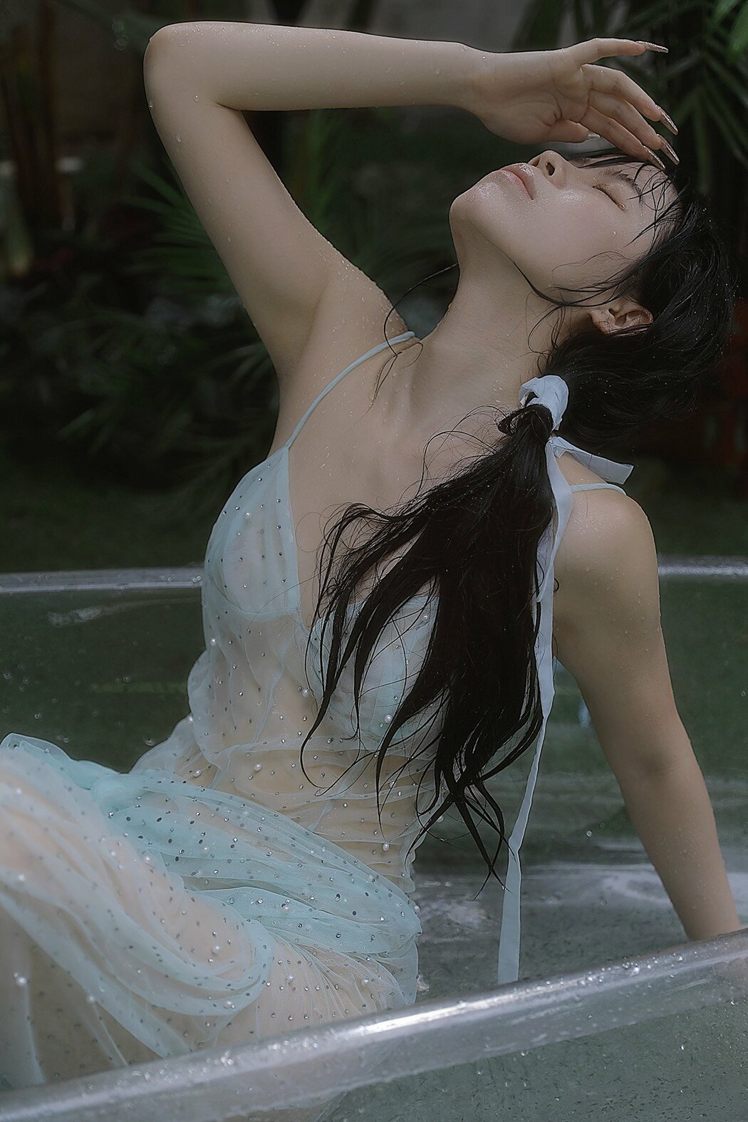 YiTuYu艺图语 Vol.9893 Xiao Xiong Cao Mei Guo Jiang Niu Nai (21P) Cover Photo