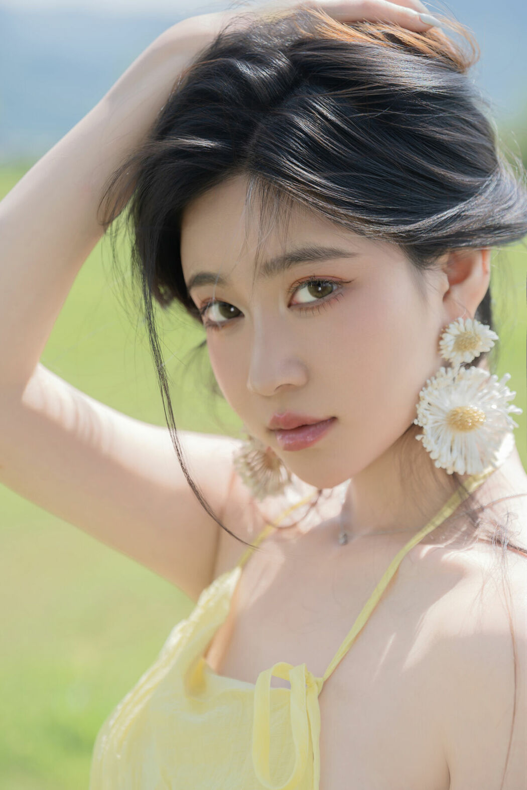 Coser@年年Nnian – 绿茵 (84P)