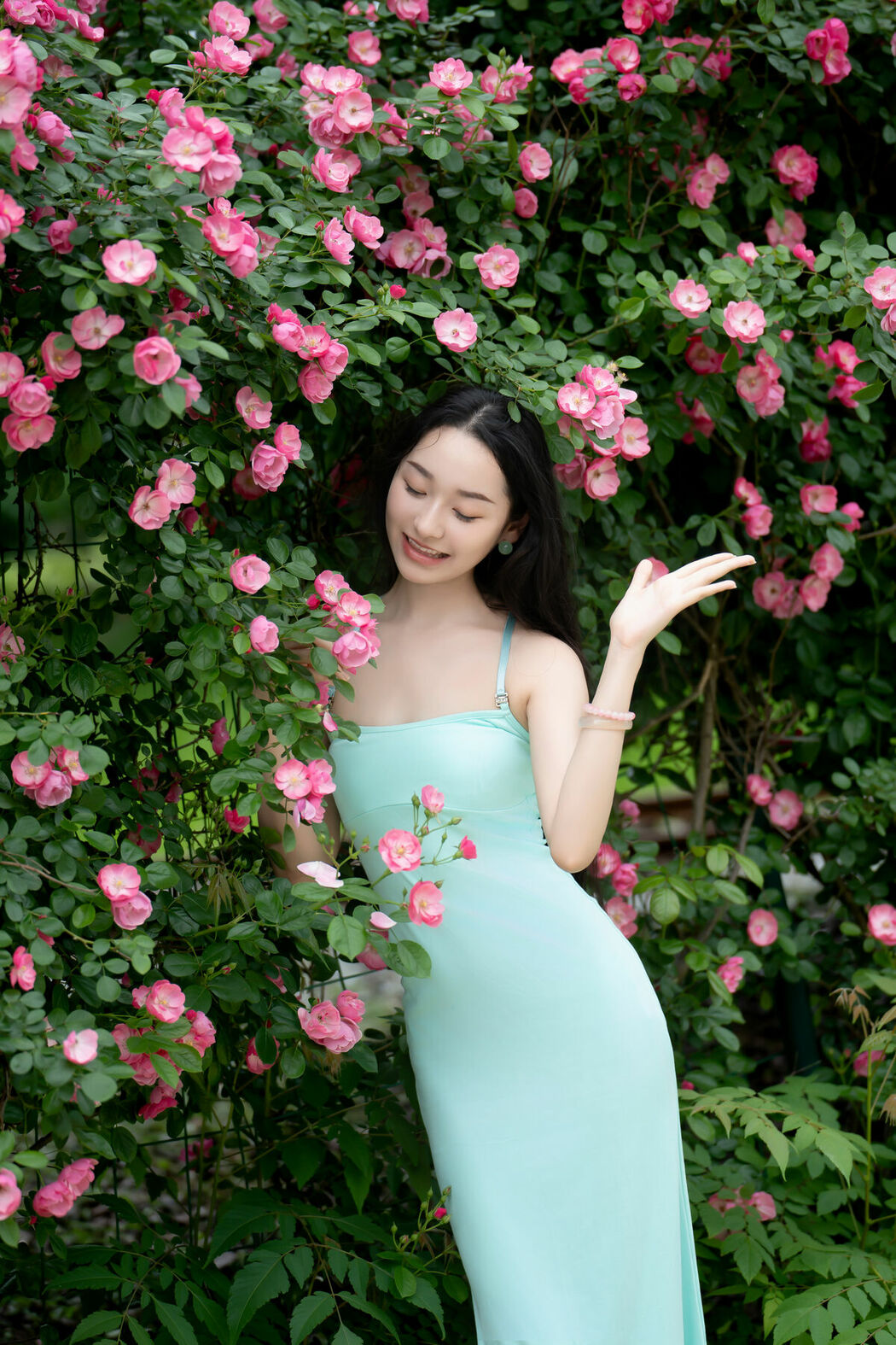 YiTuYu艺图语 Vol.9898 Yue Yue (15P)