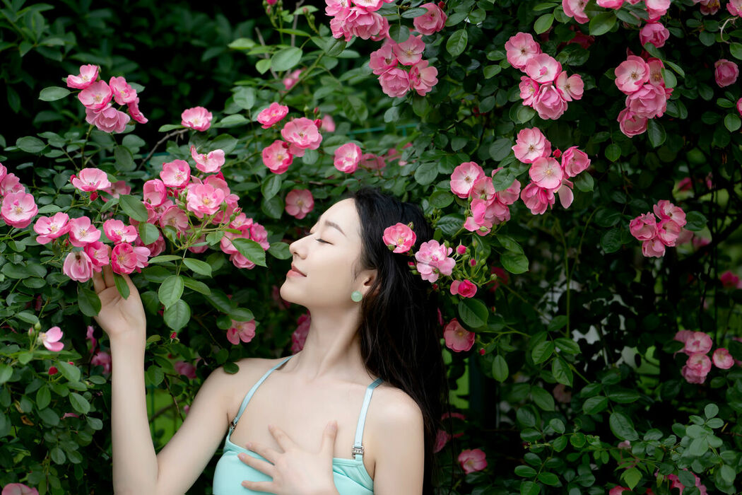 YiTuYu艺图语 Vol.9898 Yue Yue (15P)