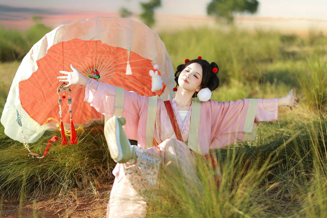 YiTuYu艺图语 Vol.9904 Xiao Du Tong Xue (58P)