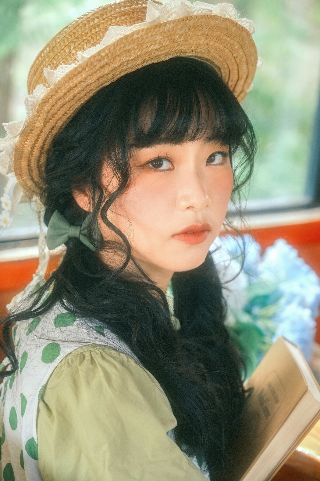 YiTuYu艺图语 Vol.9902 Chen Meng (18P)
