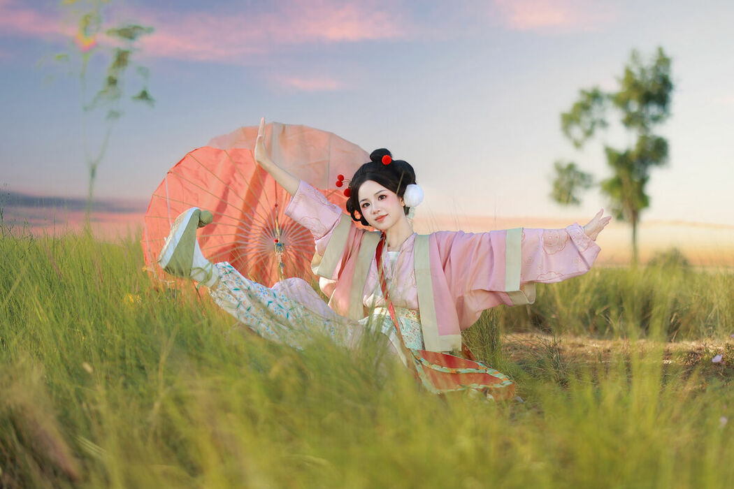 YiTuYu艺图语 Vol.9904 Xiao Du Tong Xue (58P)