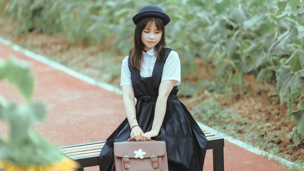YiTuYu艺图语 Vol.9903 Wei Wei (18P)