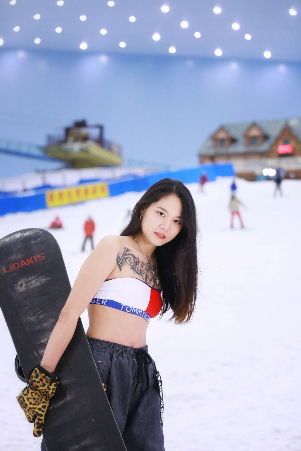 YiTuYu艺图语 Vol.9905 Gigi (20P)