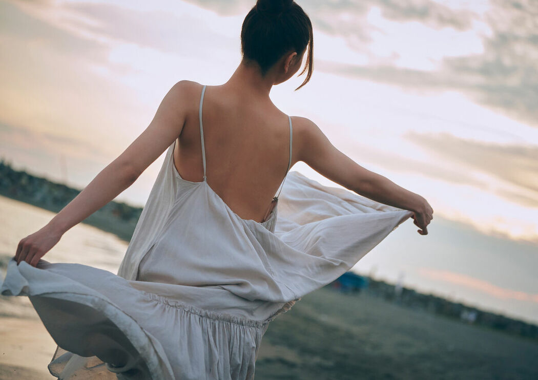 JP Nao Furuhata 古畑奈和 – FLASHデジタル写真集 本当の私 (72P)