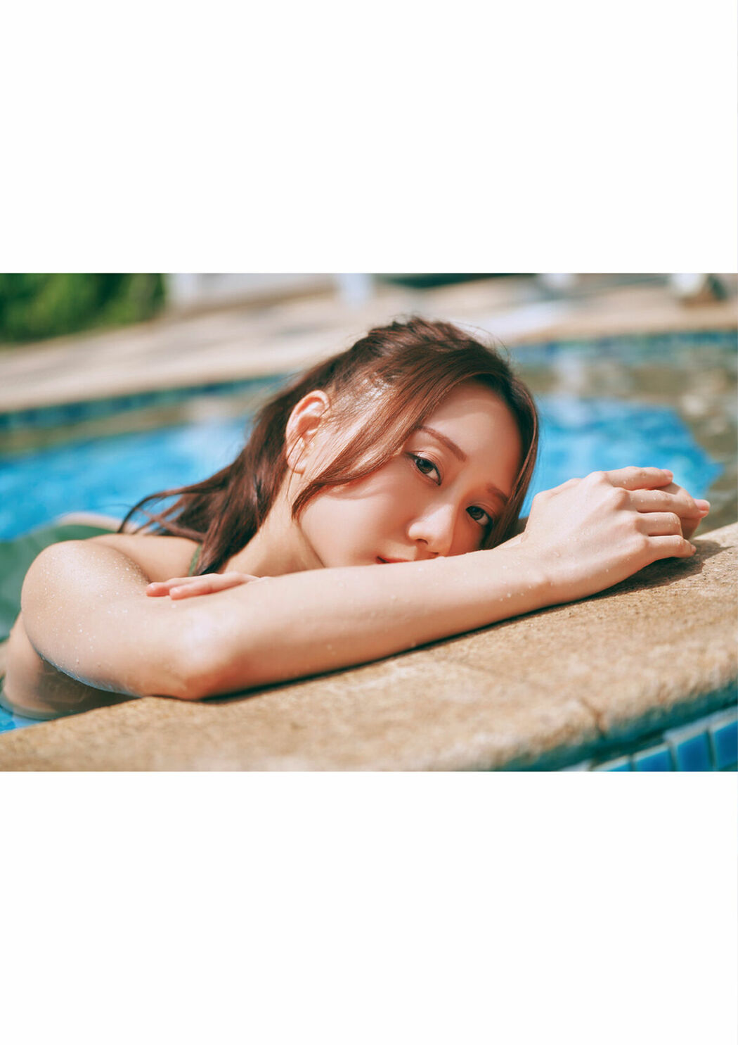JP Nao Furuhata 古畑奈和 – FLASHデジタル写真集 本当の私 (72P)