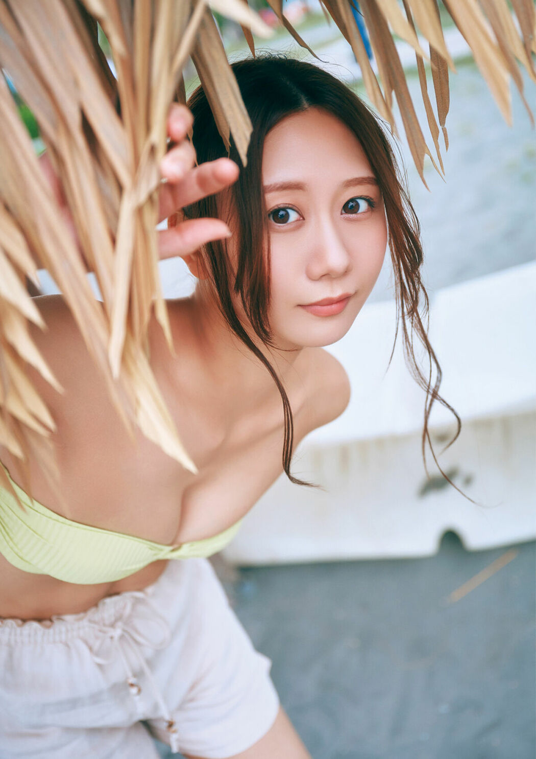 JP Nao Furuhata 古畑奈和 – FLASHデジタル写真集 本当の私 (72P)