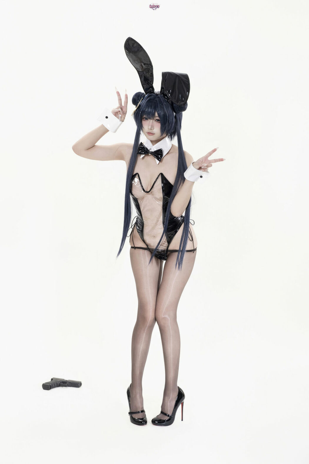 Coser@柒柒要乖哦 – 蔚蓝档案 妃咲兔女郎 (27P)