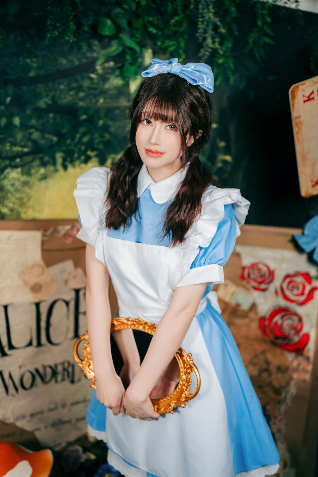Coser@鹿八岁 – 爱丽丝梦游仙境 (25P)
