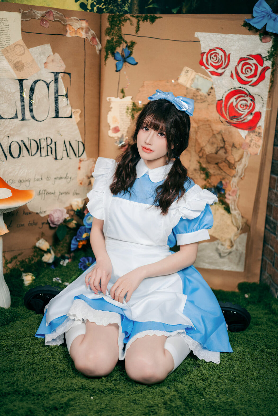 Coser@鹿八岁 – 爱丽丝梦游仙境 (25P)