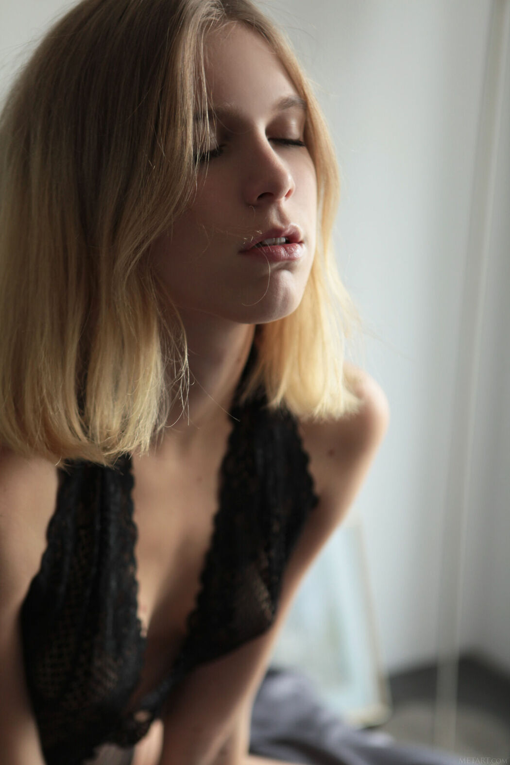 MetArt Nora Pace – Presenting Nora Pace Part01 (64P)
