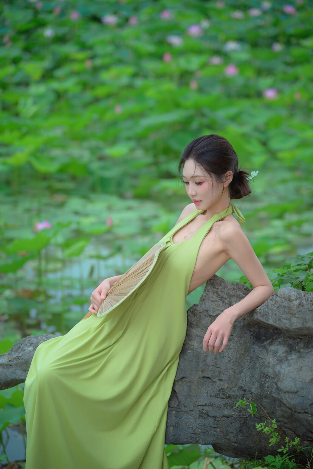 YiTuYu艺图语 Vol.9912 Jin Jin A (19P)