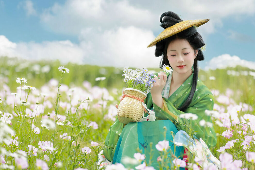 YiTuYu艺图语 Vol.9914 Zhao Pu Pu (14P)