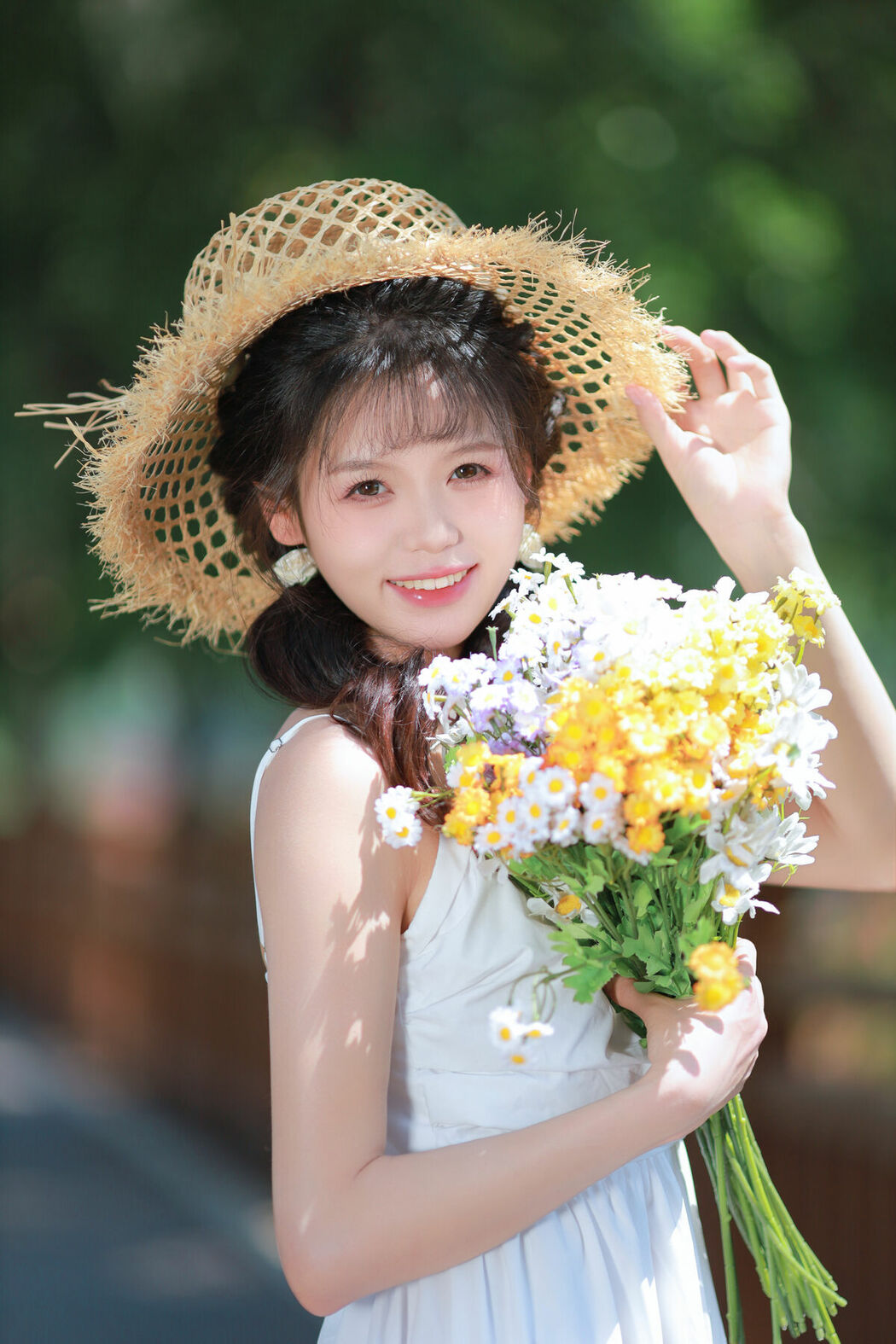 YiTuYu艺图语 Vol.9916 Fish-Lam (16P)