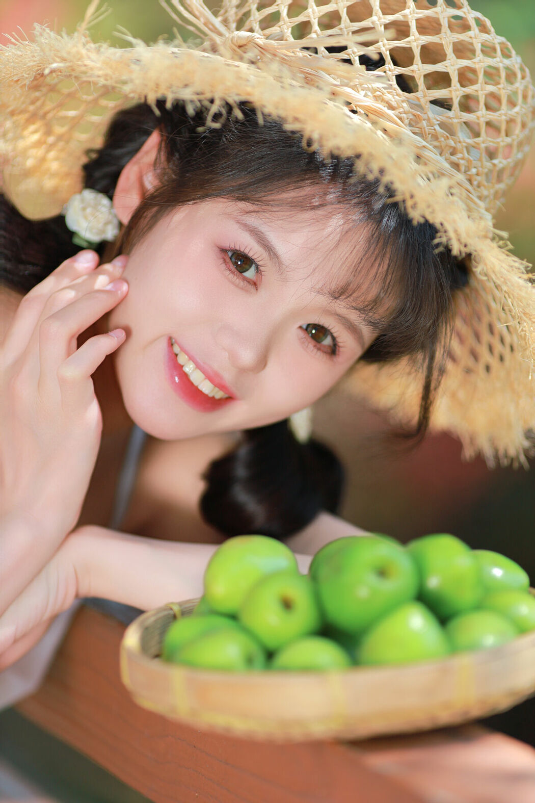 YiTuYu艺图语 Vol.9916 Fish-Lam (16P)