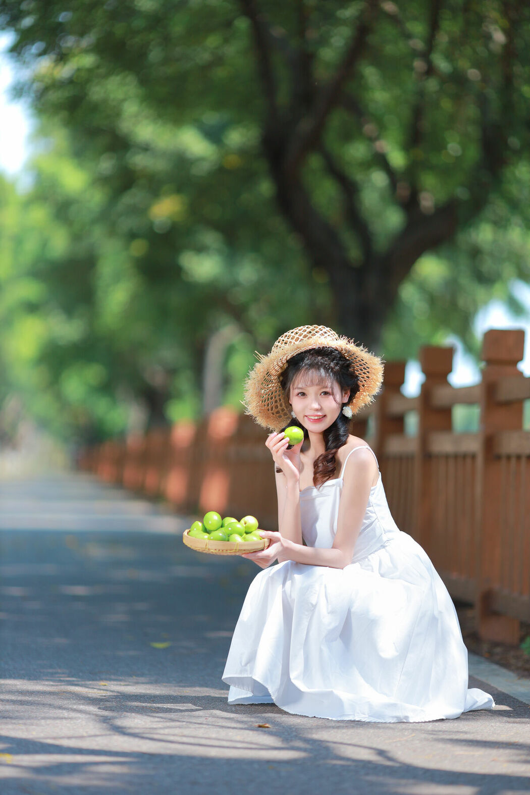 YiTuYu艺图语 Vol.9916 Fish-Lam (16P)