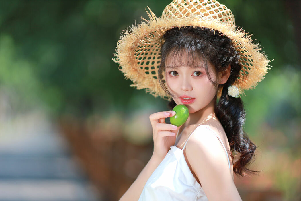 YiTuYu艺图语 Vol.9916 Fish-Lam (16P)