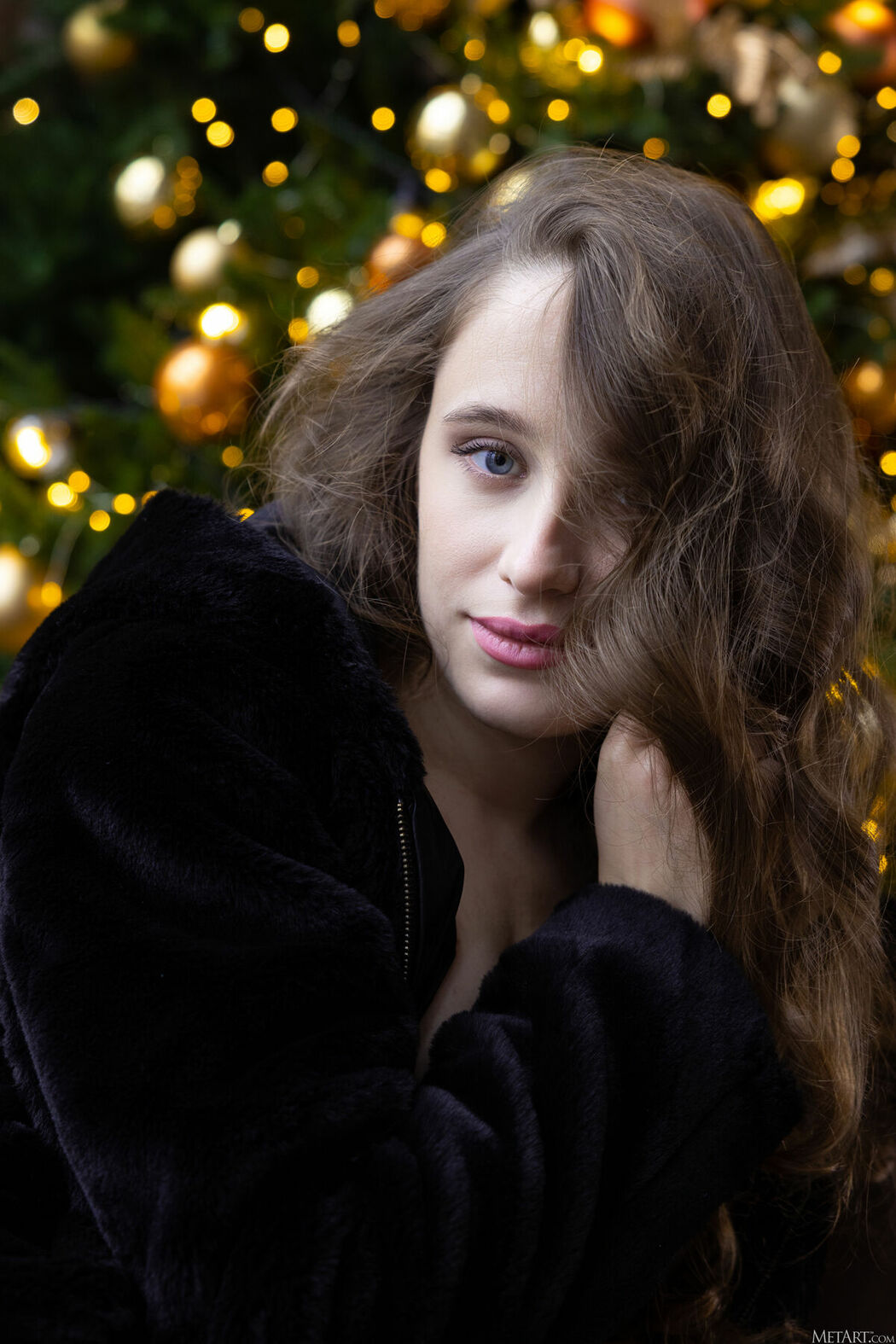MetArt Lia Noel – Festive Glow (84P)