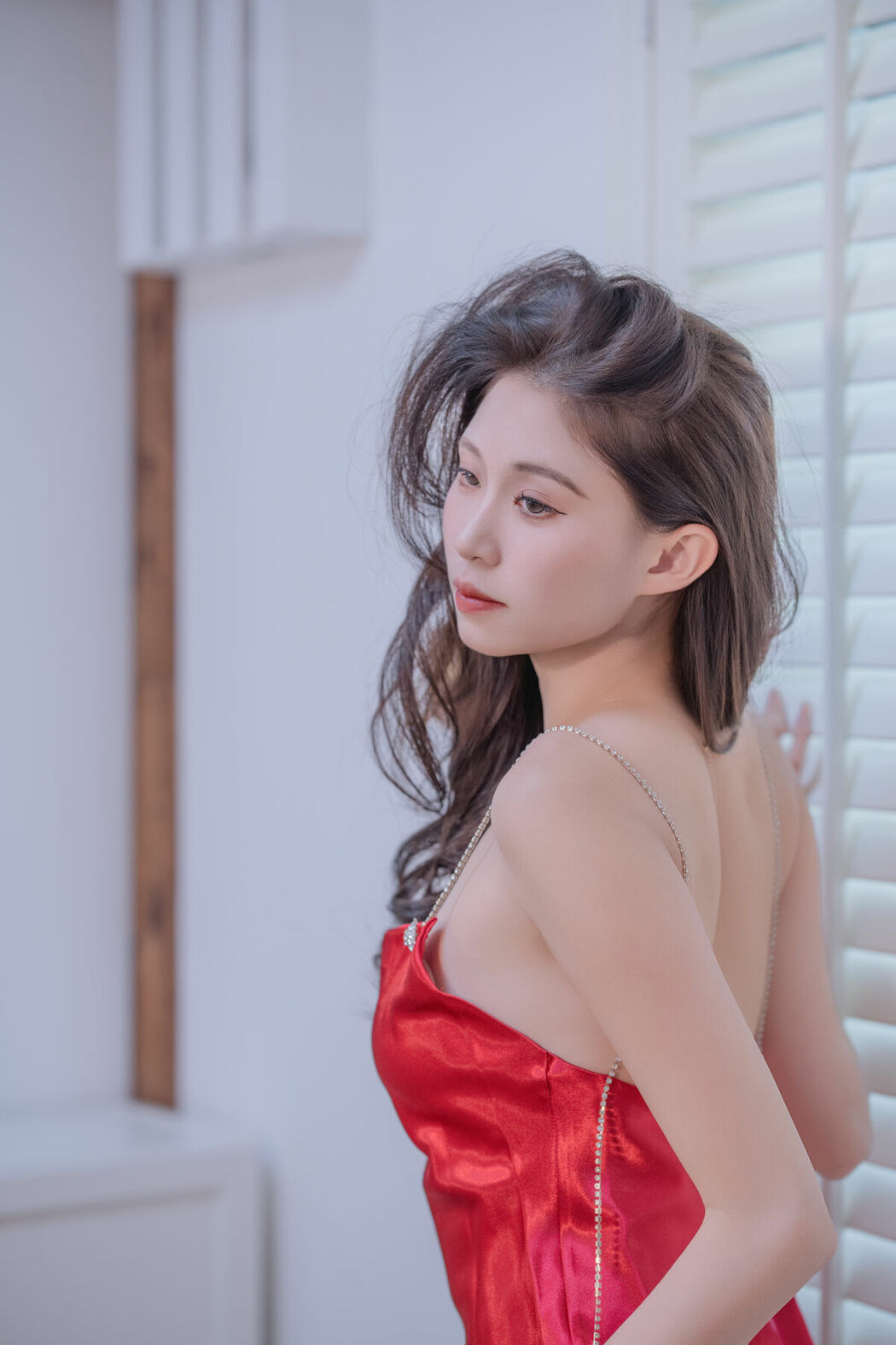 YiTuYu艺图语 Vol.9917 Model Liu (31P)