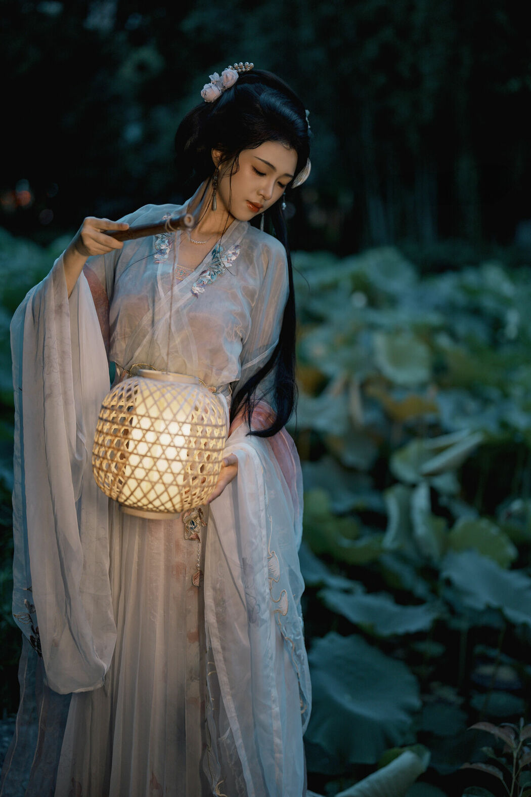 YiTuYu艺图语 Vol.9919 Xiao Qian (15P)