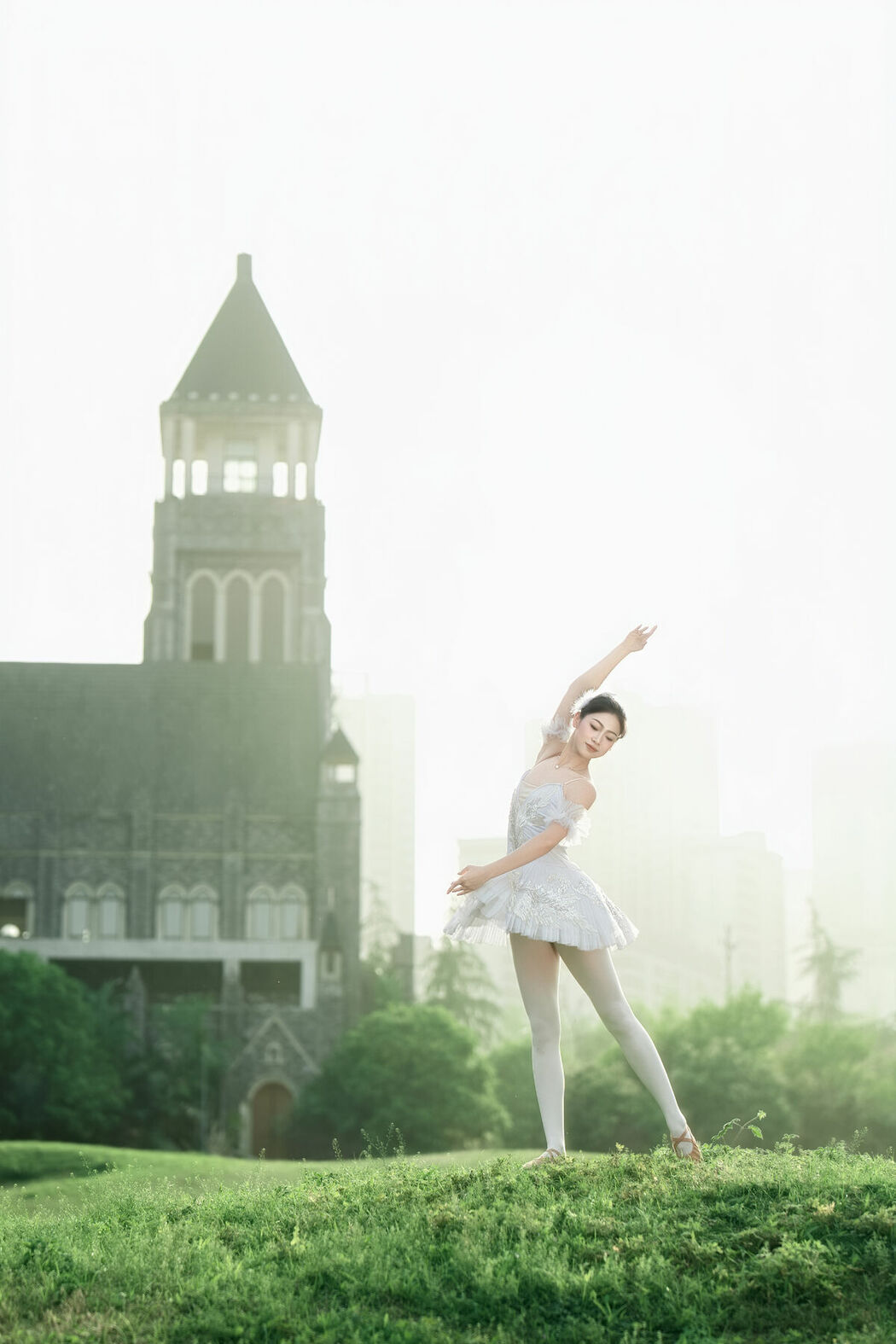 YiTuYu艺图语 Vol.9920 Xin Yu (14P)