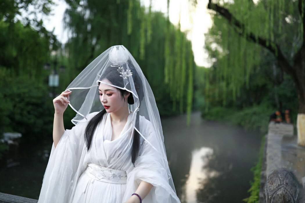 YiTuYu艺图语 Vol.9921 Hui Er (29P)