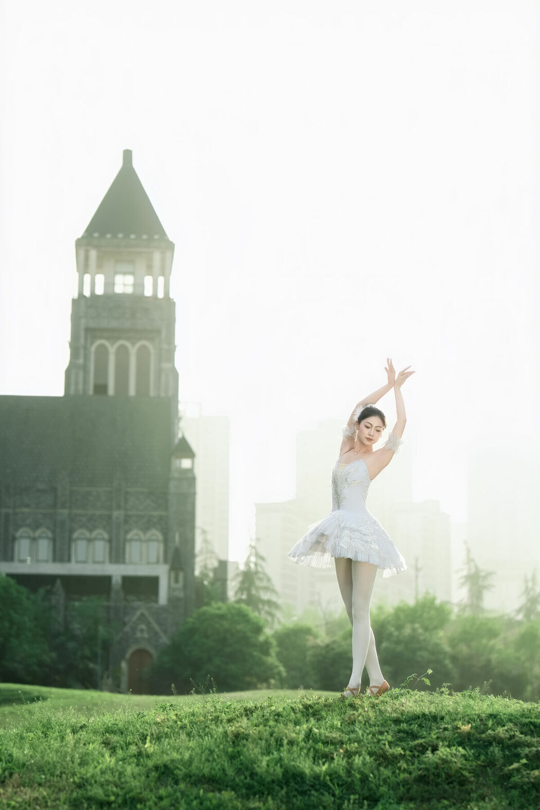 YiTuYu艺图语 Vol.9920 Xin Yu (14P)