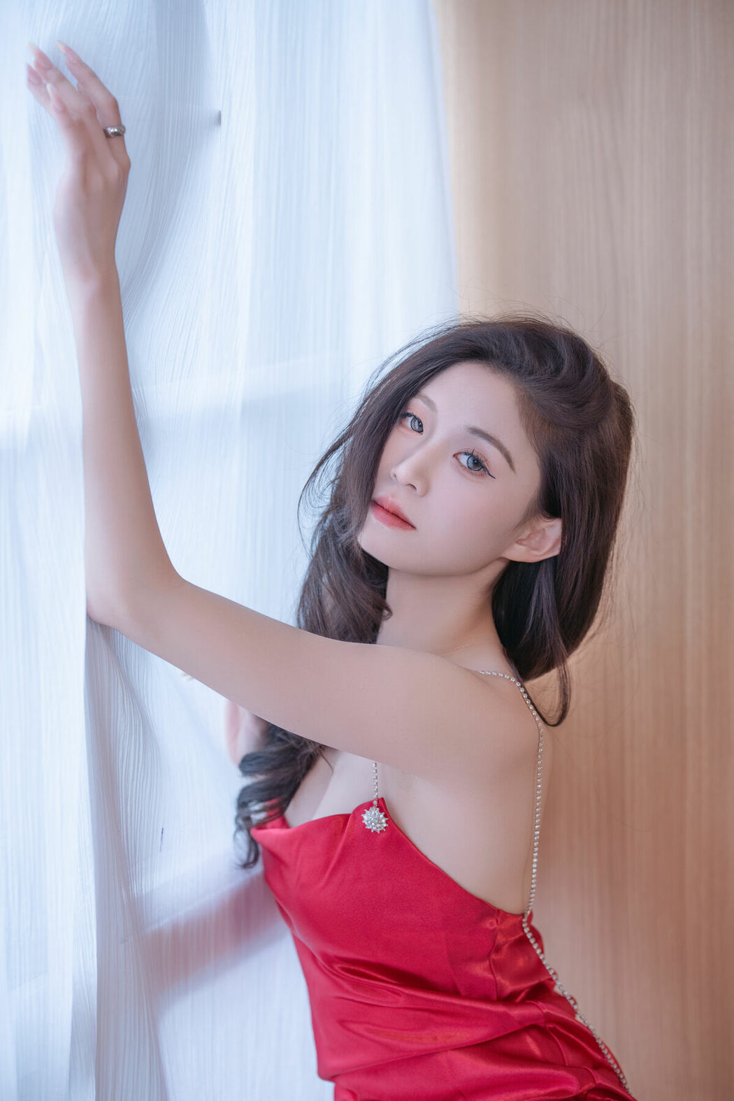 YiTuYu艺图语 Vol.9917 Model Liu (31P)