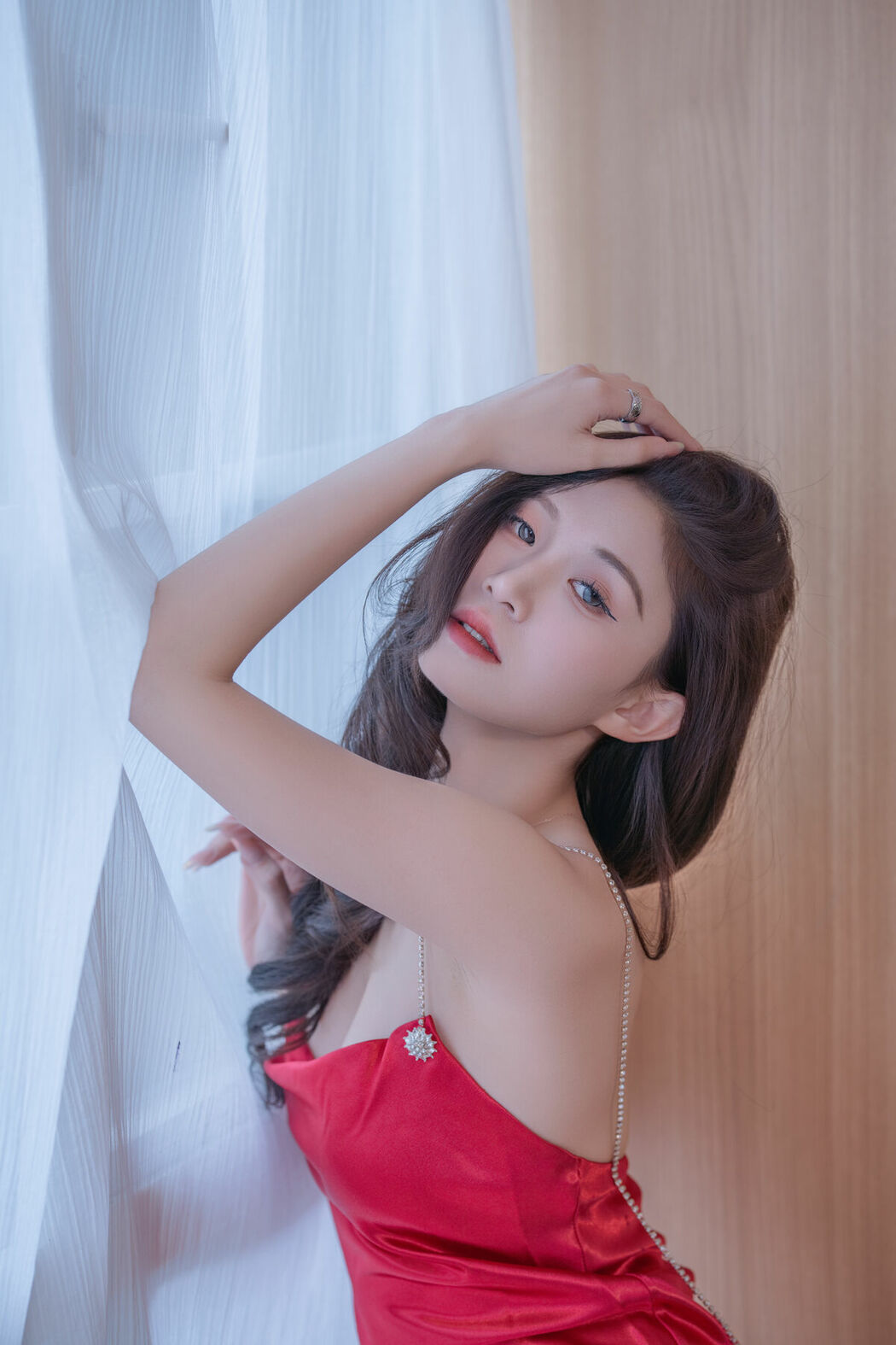 YiTuYu艺图语 Vol.9917 Model Liu (31P)