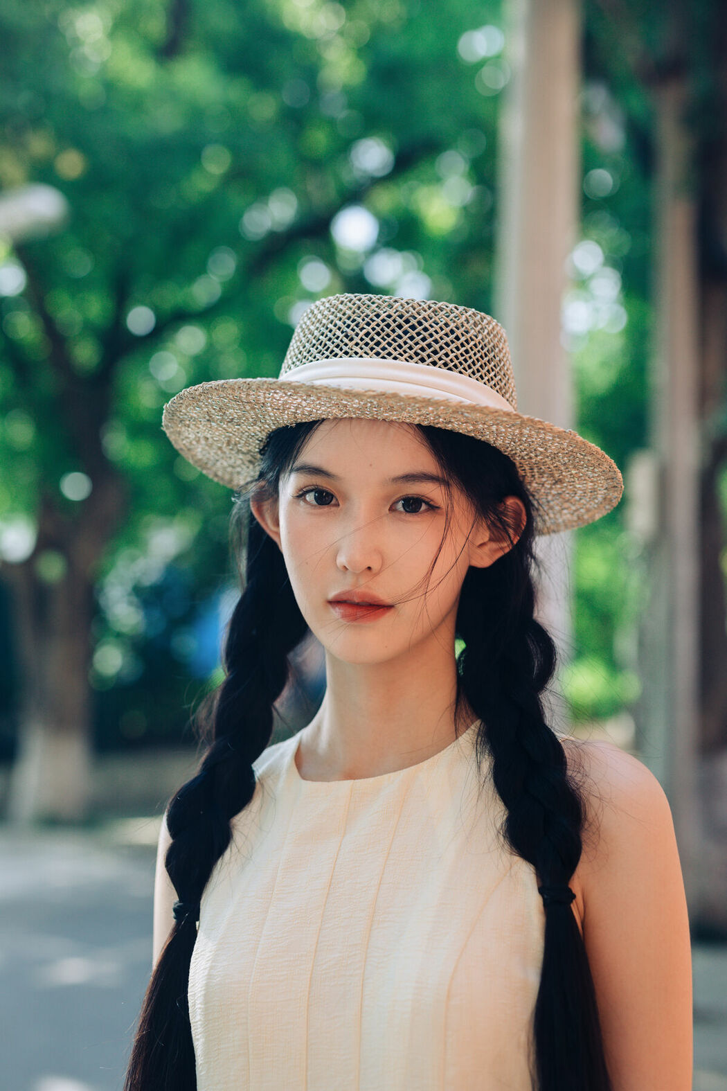 YiTuYu艺图语 Vol.9922 Wei Lan (33P)