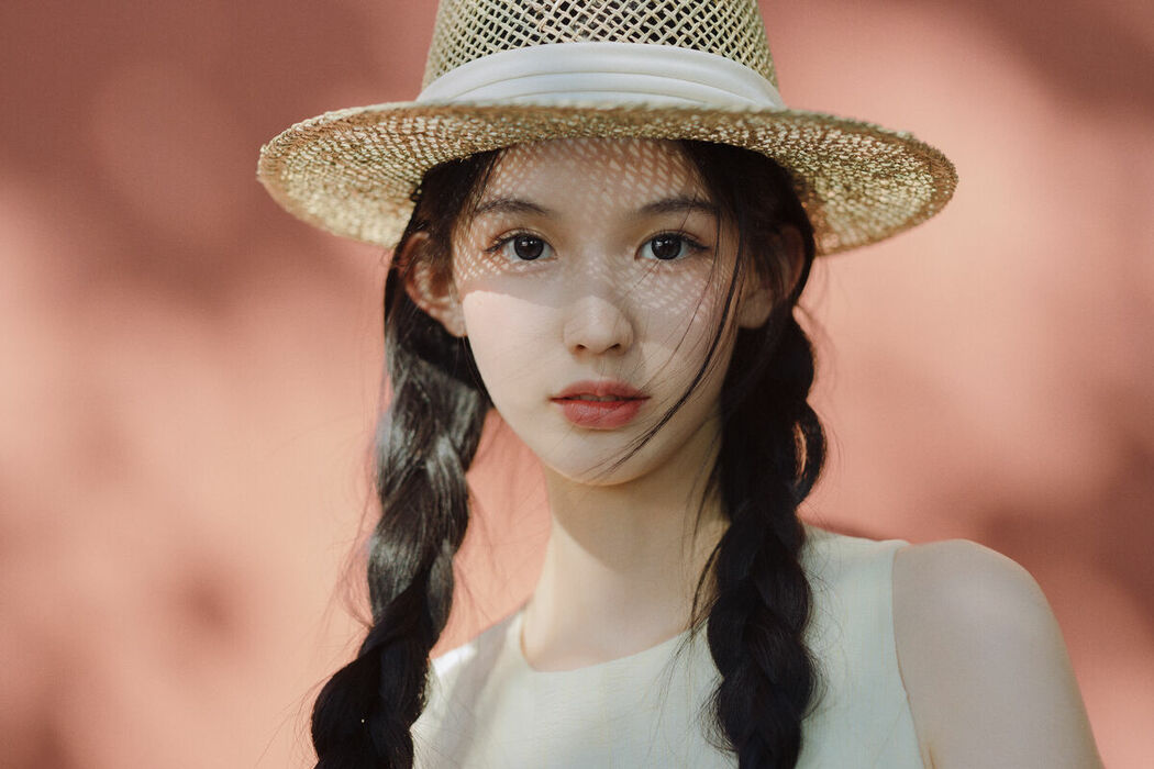 YiTuYu艺图语 Vol.9922 Wei Lan (33P)