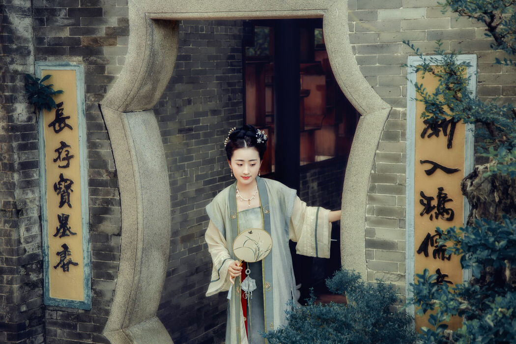 YiTuYu艺图语 Vol.9927 Ji Yue (28P)