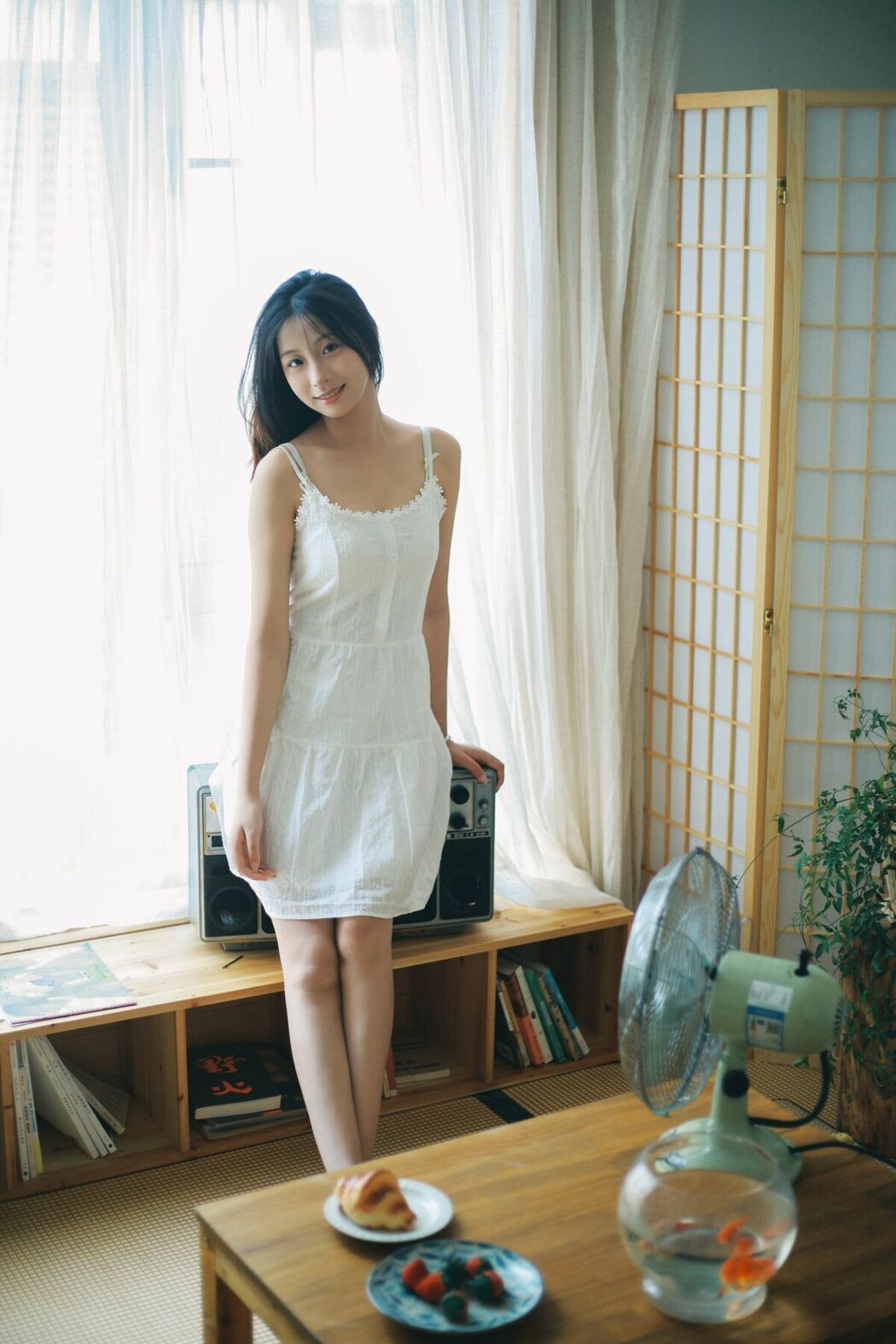 YiTuYu艺图语 Vol.9929 Xiao U (48P)