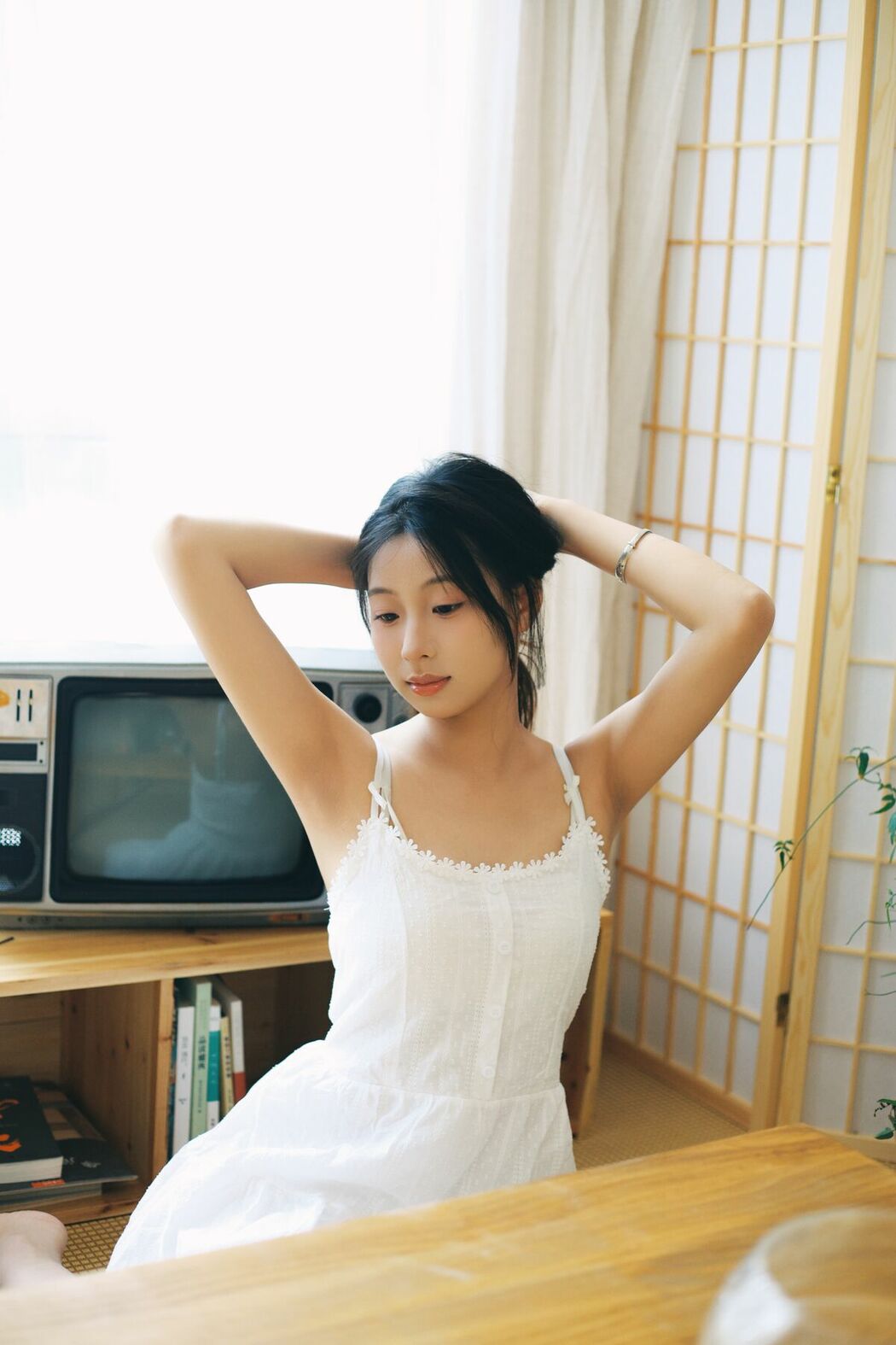 YiTuYu艺图语 Vol.9929 Xiao U (48P)